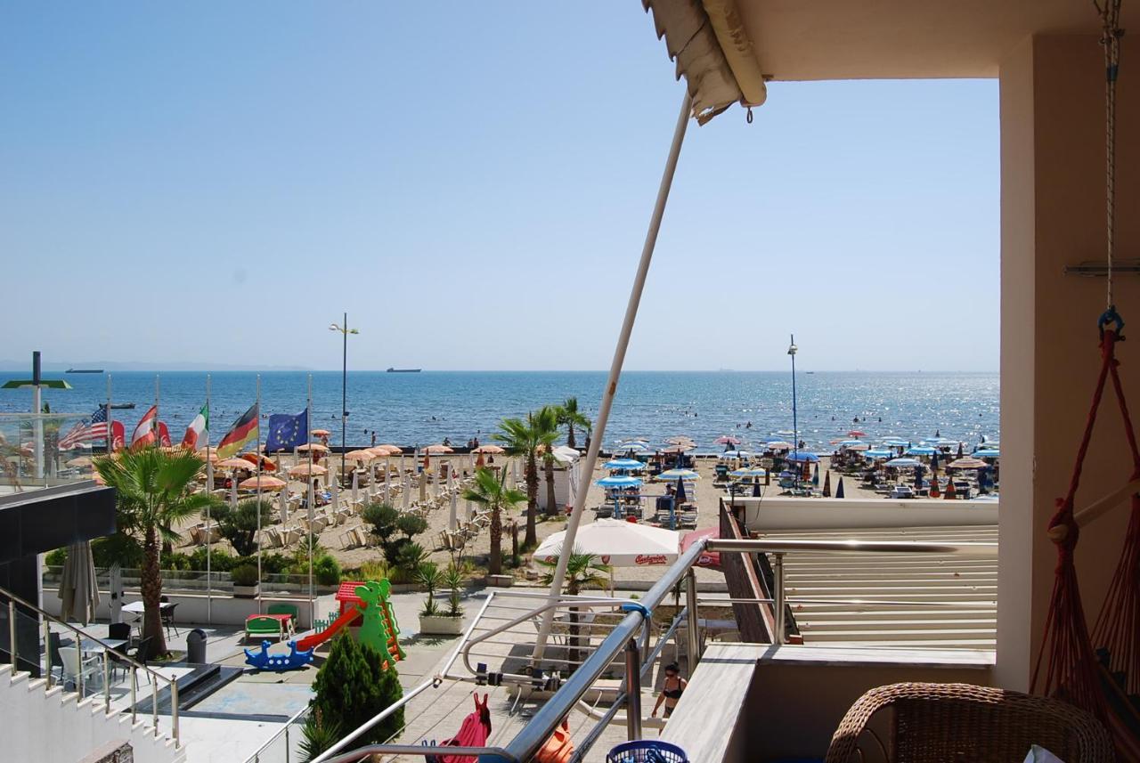 Teuta Apartment Дуррес Экстерьер фото